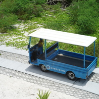 除了「東沙一路」公車外，海洋國家公園管理處也添購大、小卡車，運送島上貨物、水、垃圾等，增加島上運輸補給的效率。