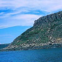 澎湖島海岸線上的玄武岩柱